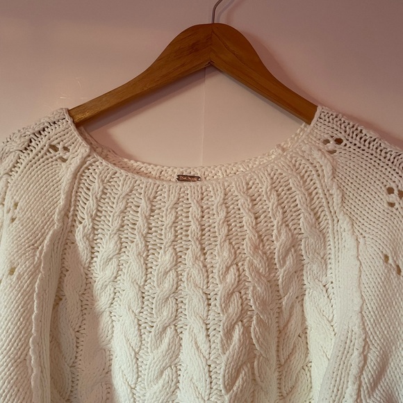 ⚡️🩵Free People Sandre Sweater🩵 - Picture 6 of 8